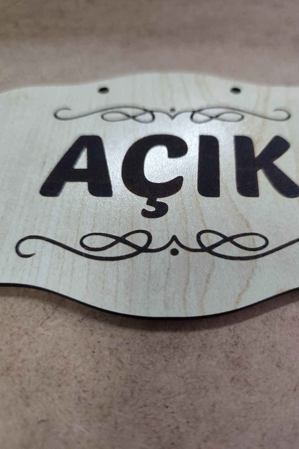 Dekoratif AÇIK-KAPALI Tabelası – Jüt İp ve Vantuz Hediyeli - Akçaağaç