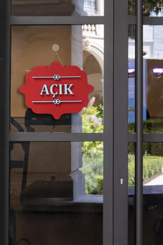Ahşap Dekoratif Kesim Açık-Kapalı Yazısı -Kırmızı
