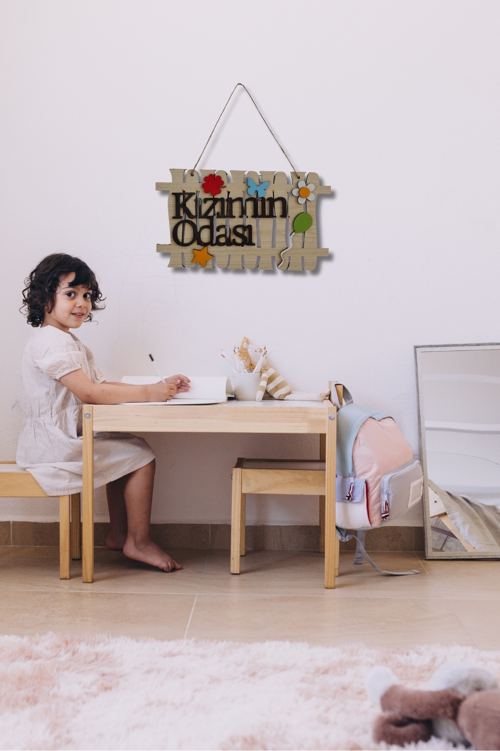 Kızımın Odası Yazılı Bahçe Çit Figürlü Mdf Lazer Kesim Kapı ve Duvar Süsü - Akçaağaç Ahşap