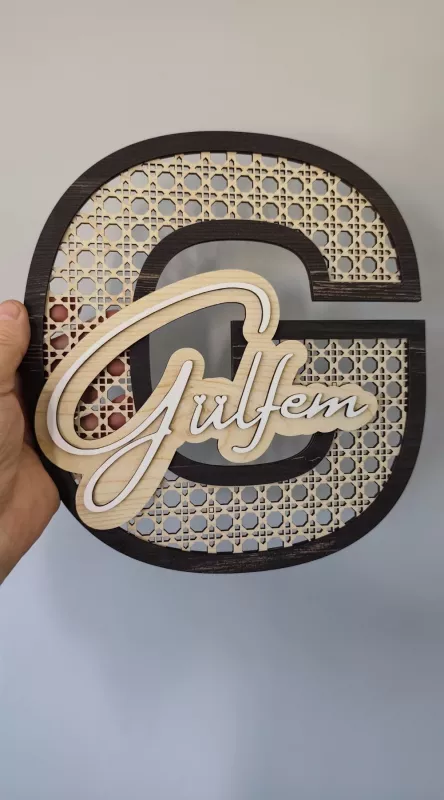 Dekoratif Rattan Desenli İsimli Kapı ve Duvar Süsü