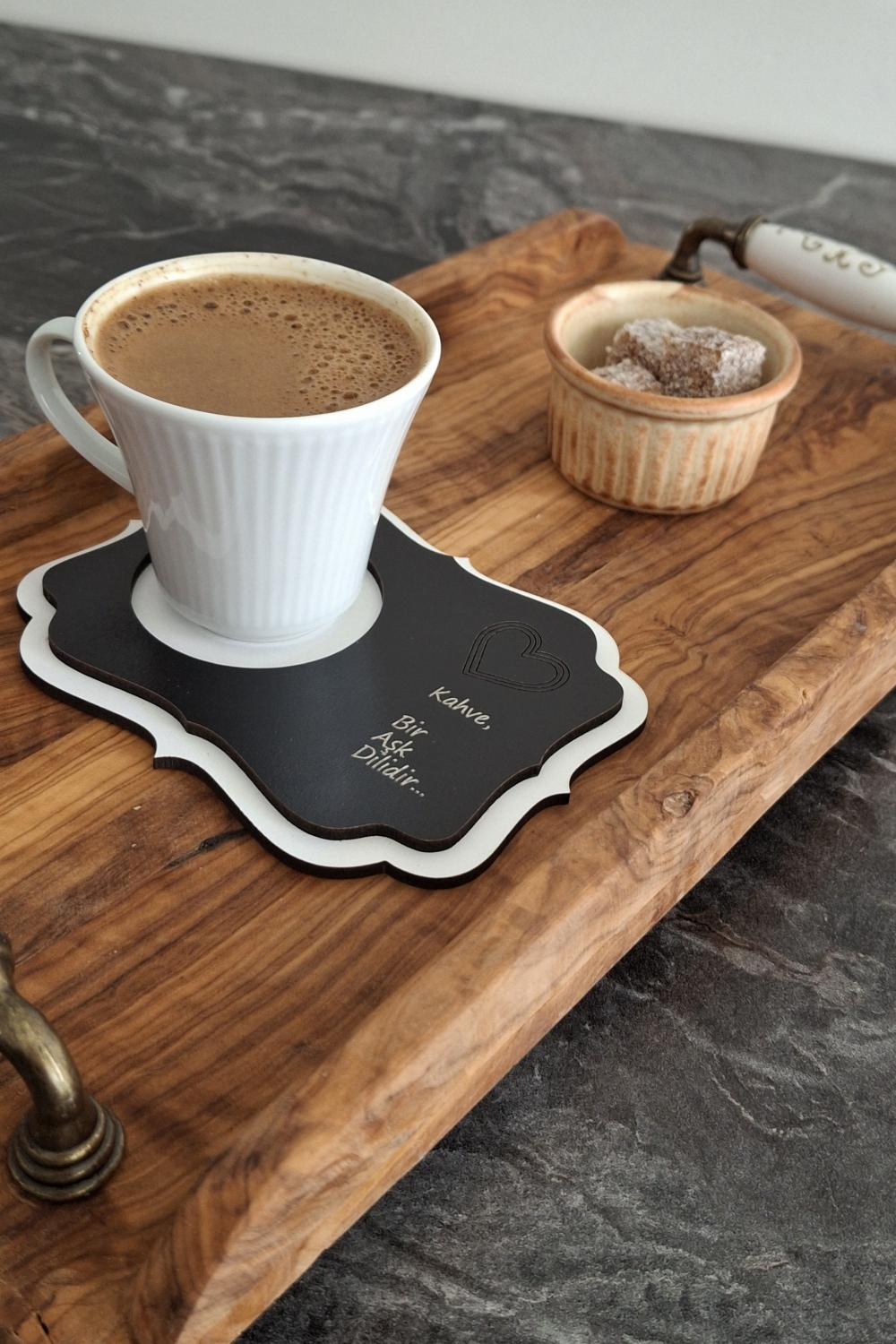 Kutaydan 6 Parça Birinci Sınıf Renkli Ahşap Lazer Kesim Bardak ve Kahve Altlığı - Renkli-Siyah