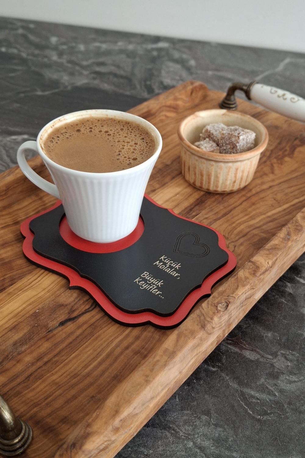 Kutaydan 6 Parça Birinci Sınıf Renkli Ahşap Lazer Kesim Bardak ve Kahve Altlığı - Renkli-Siyah