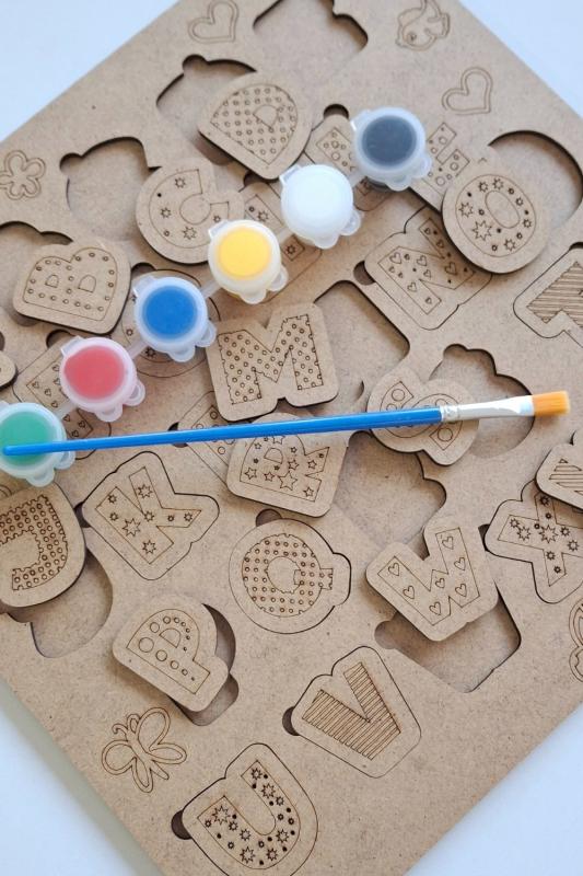 Çocuklar İçin Zeka ve Beceri Geliştiren Harfler Ahşap Boyama Puzzle Seti
