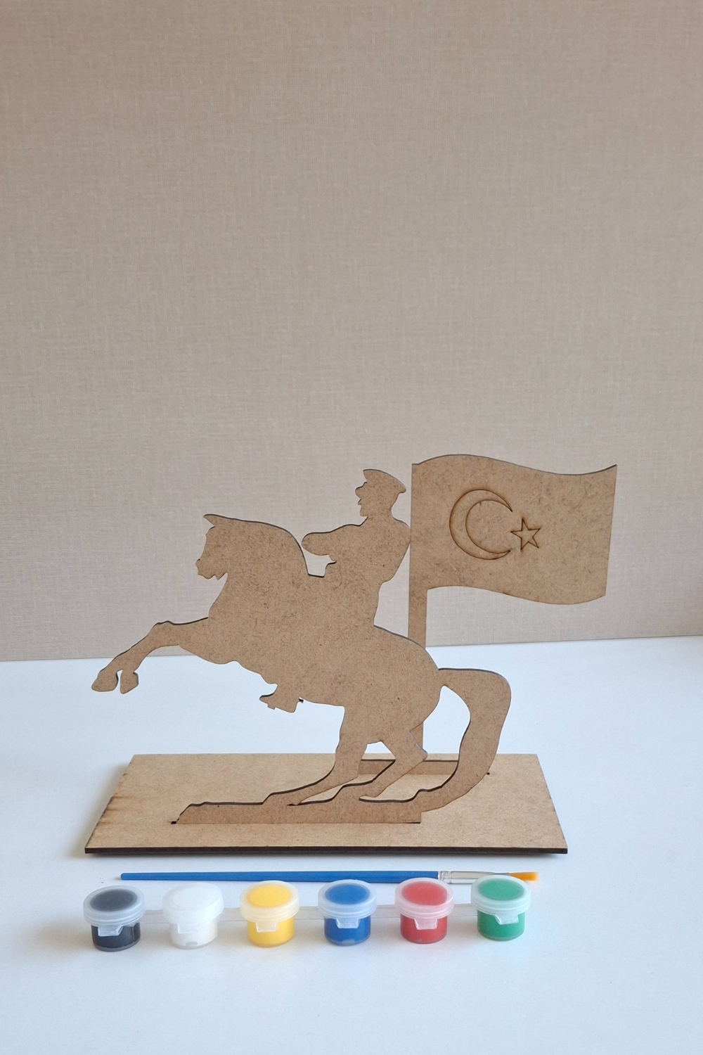 Mustafa Kemal Atatürk ve Türk Bayrağı  Ahşap Boyama Seti - Akrilik Boya ve Fırça Hediyeli