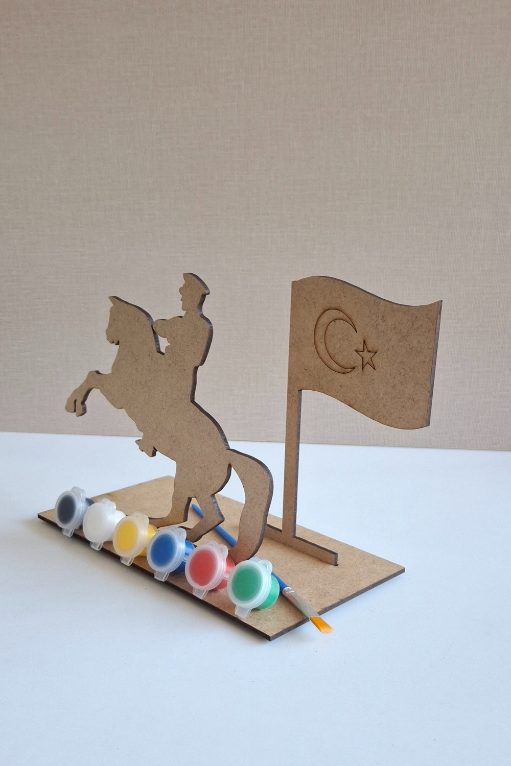 Mustafa Kemal Atatürk ve Türk Bayrağı  Ahşap Boyama Seti - Akrilik Boya ve Fırça Hediyeli