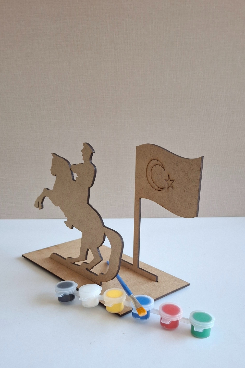 Mustafa Kemal Atatürk ve Türk Bayrağı  Ahşap Boyama Seti - Akrilik Boya ve Fırça Hediyeli