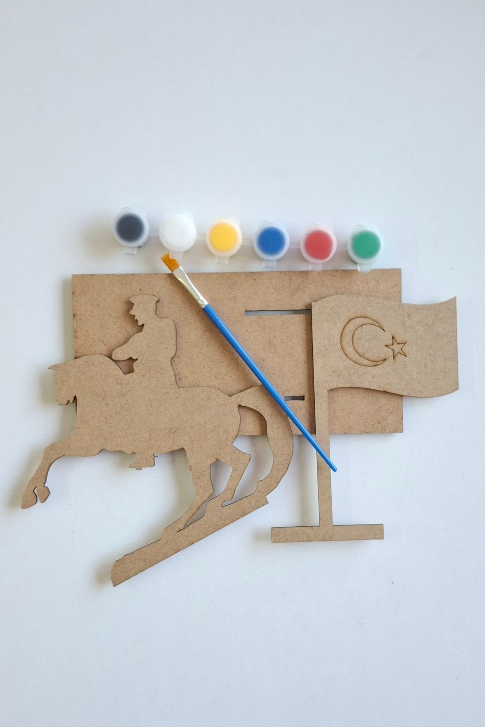 Mustafa Kemal Atatürk ve Türk Bayrağı  Ahşap Boyama Seti - Akrilik Boya ve Fırça Hediyeli