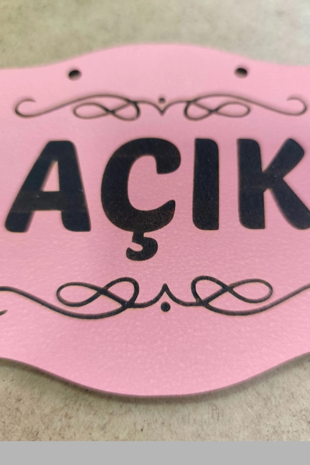 Dekoratif AÇIK-KAPALI Tabelası – Jüt İp ve Vantuz Hediyeli - Pembe