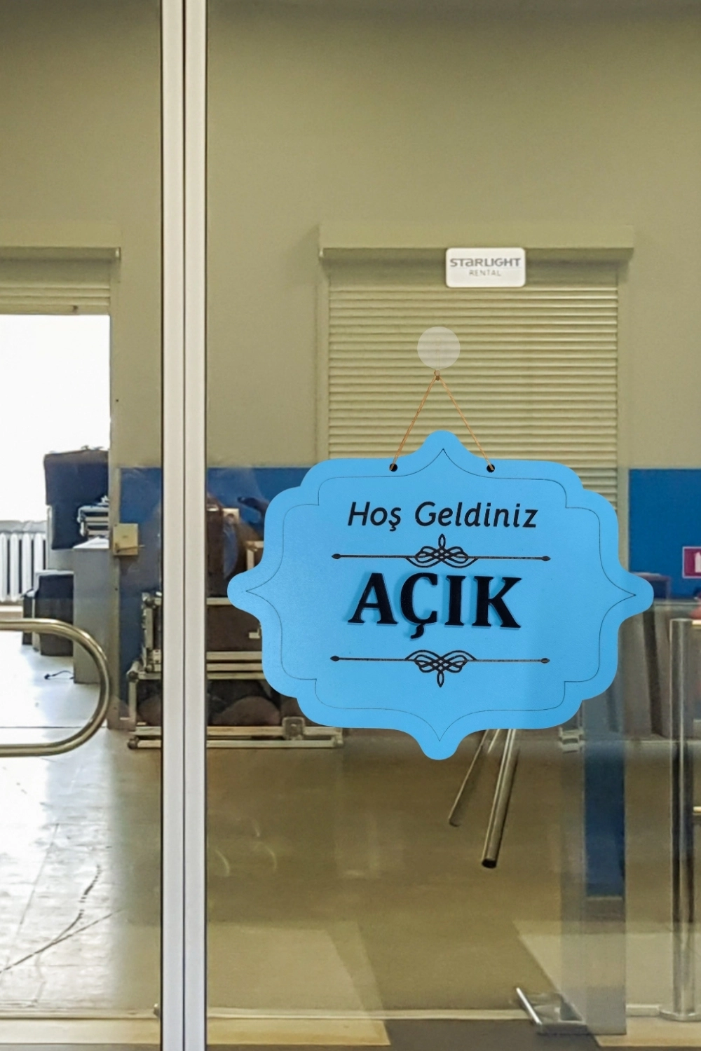 Ahşap Dekoratif Kesim Açık-Kapalı Yazısı - Açık Mavi