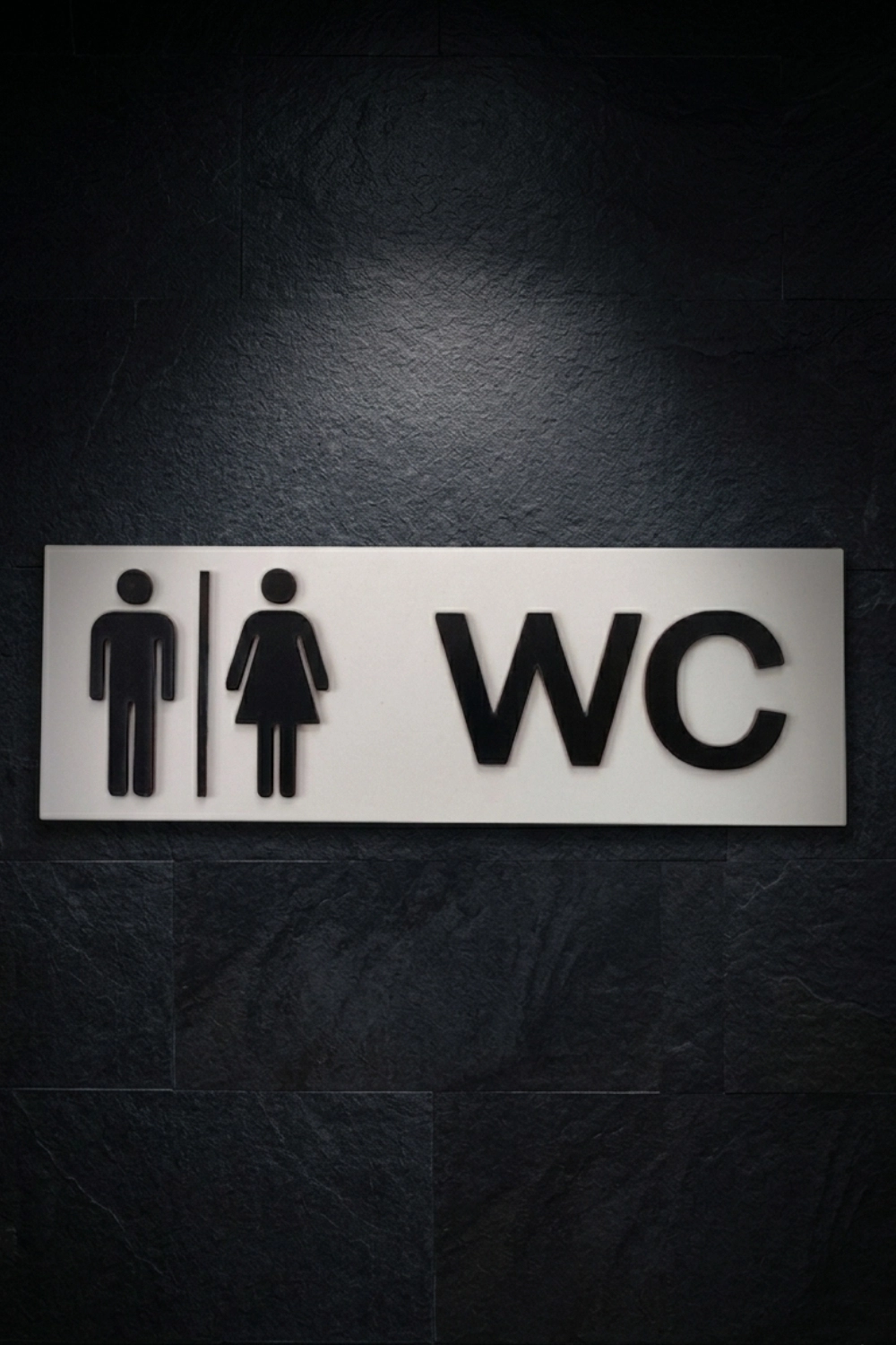 Dekoratif Ahşap 2D Kabartma Figürlü WC Tabelası - Beyaz