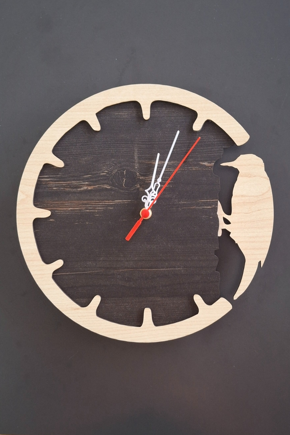 Kutaydan Ağaçkakan Figürlü Birinci Sınıf Lazer Kesim Mdf Duvar Saati - Rebap Ahşap