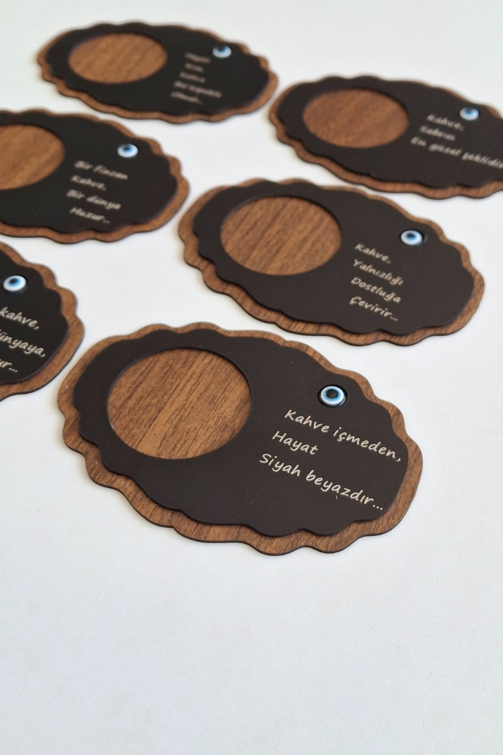 Kutaydan Nazar Boncuklu 6 Parça Ahşap Lazer Kesim Bardak ve Kahve Altlığı