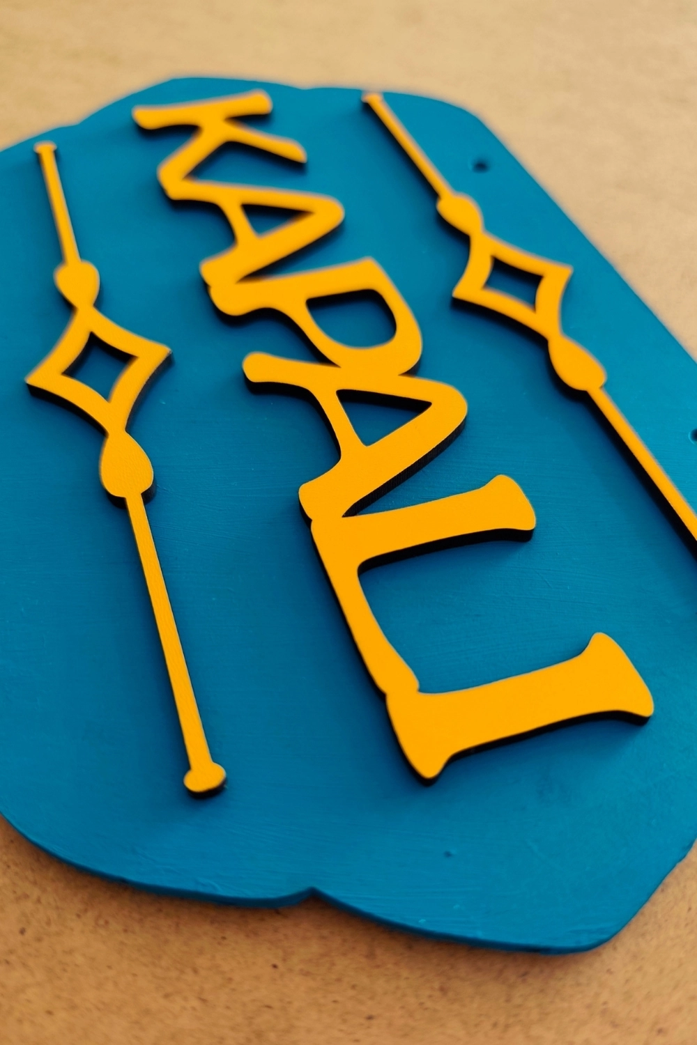 Turkuaz Ahşap Butik Açık/Kapalı Tabelası - Akrilik Boyalı Özel Tasarım