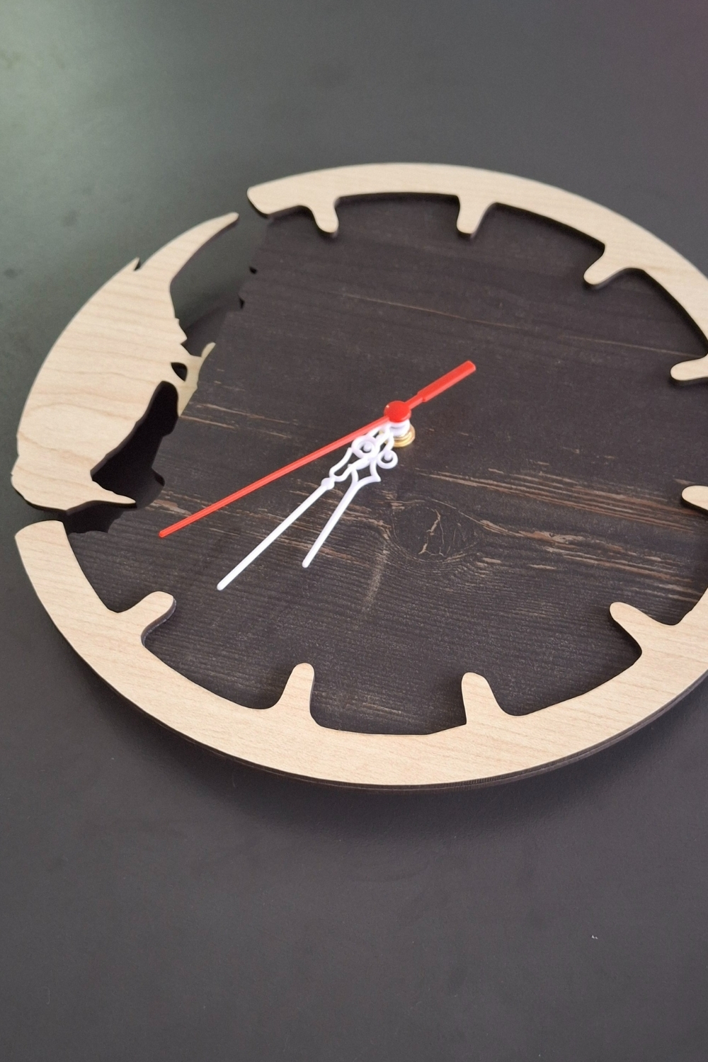 Kutaydan Ağaçkakan Figürlü Birinci Sınıf Lazer Kesim Mdf Duvar Saati - Rebap Ahşap