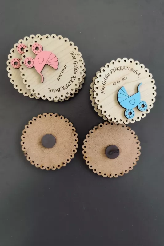Sevimli Ayıcık Desenli Hoşgeldin Ahşap Bebek Magneti Pembe - 20 Adet