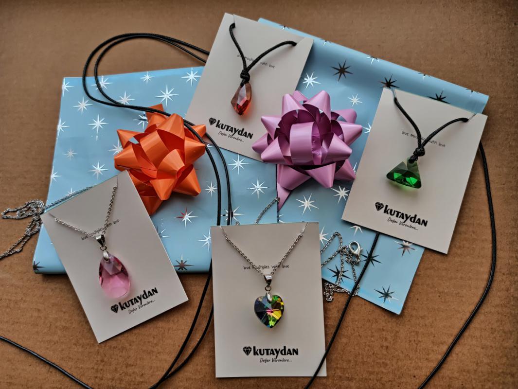 Swarovski® 6228 Xilion Heart Light Sapphire Kolye