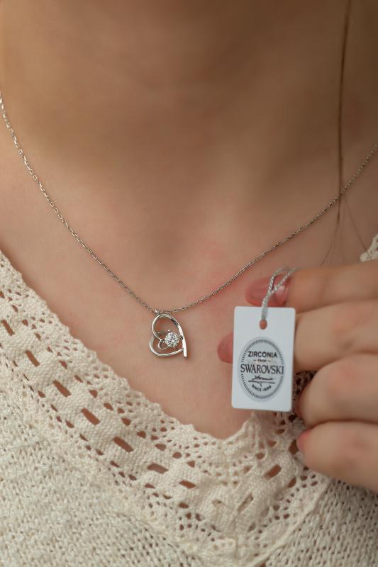 Swarovski Zirconia Tektaş Kalp Figürlü 925 Ayar Gümüş Kolye