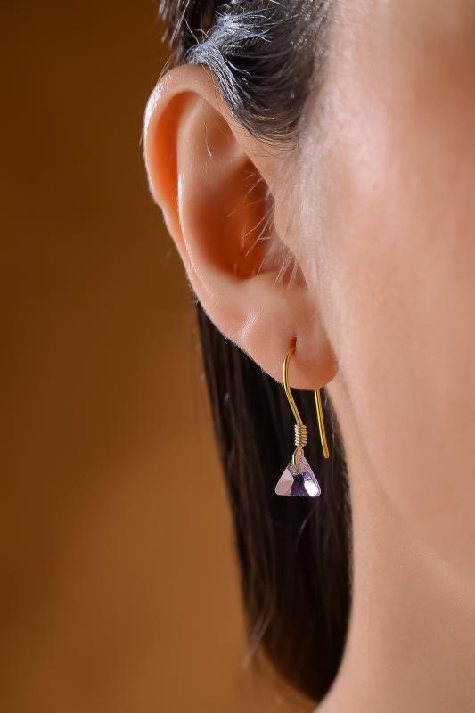 Swarovski Taşlı 6628 Xilion Triangle 925 Ayar Gümüş Küpe - Violet