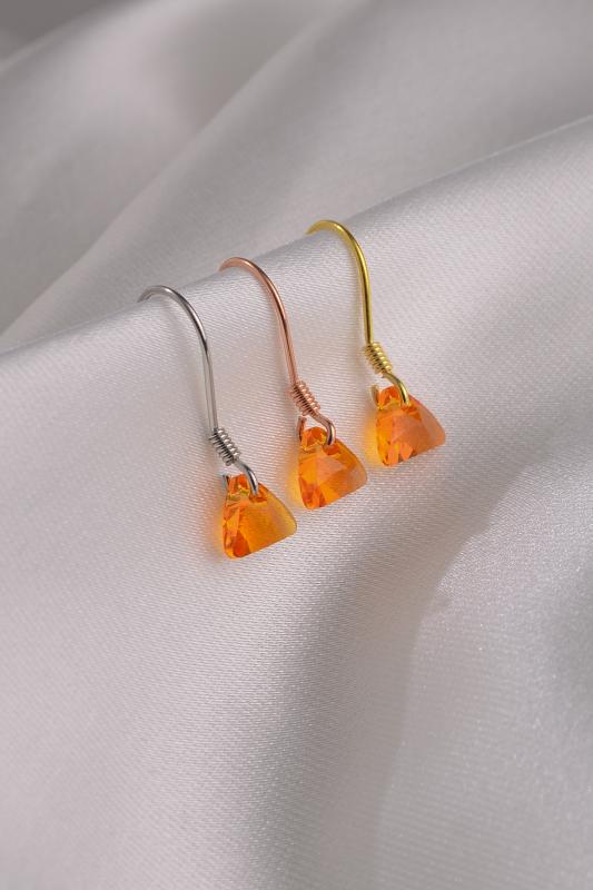 Swarovski Taşlı 6628 Xilion Triangle 925 Ayar Gümüş Küpe - Topaz