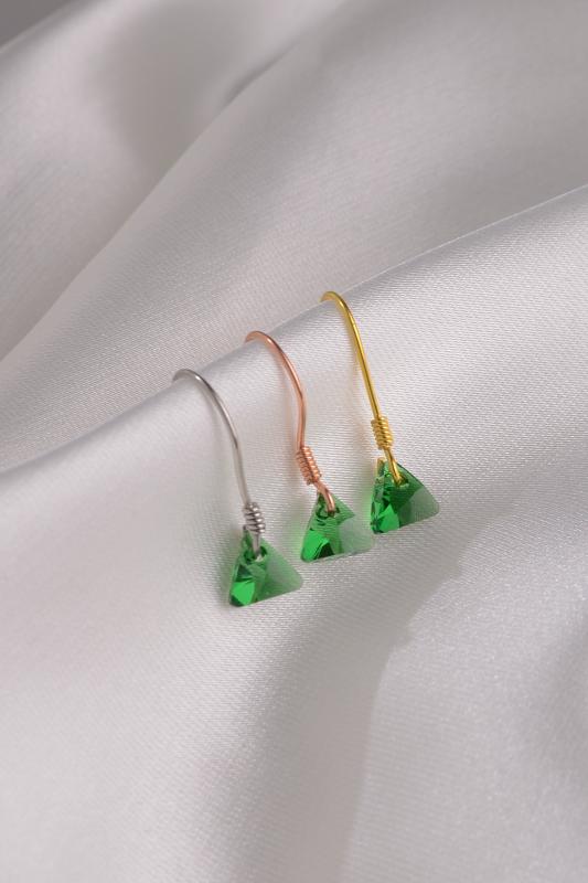 Swarovski Taşlı 6628 Xilion Triangle 925 Ayar Gümüş Küpe - Emerald