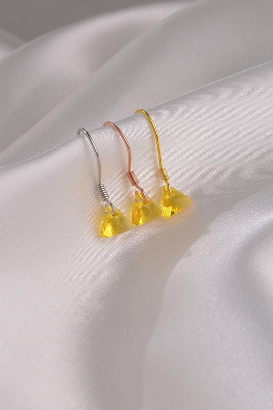Swarovski Taşlı 6628 Xilion Triangle 925 Ayar Gümüş Küpe - Citrine