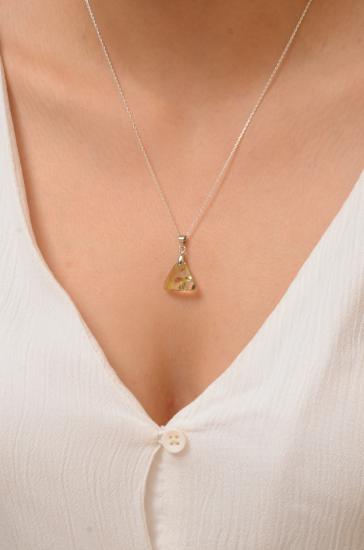 Swarovski® 6628 Xilion Triangle Luminous Green Kolye