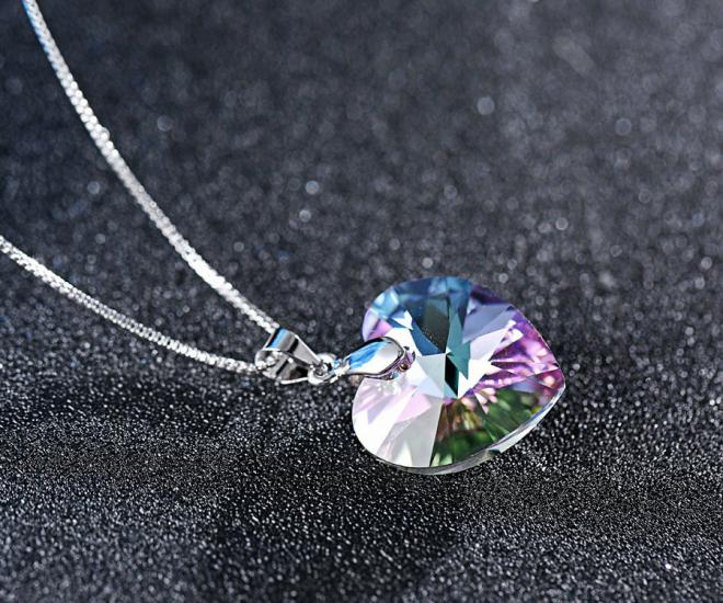 Swarovski® 6228 Xilion Heart JanJan Kolye