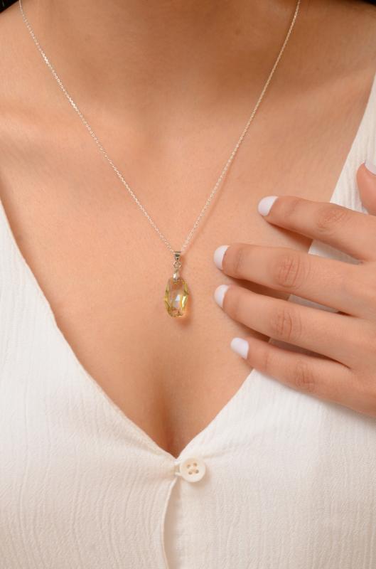 Swarovski® 6673 Meteor Luminous Green 925 Ayar Gümüş Kolye