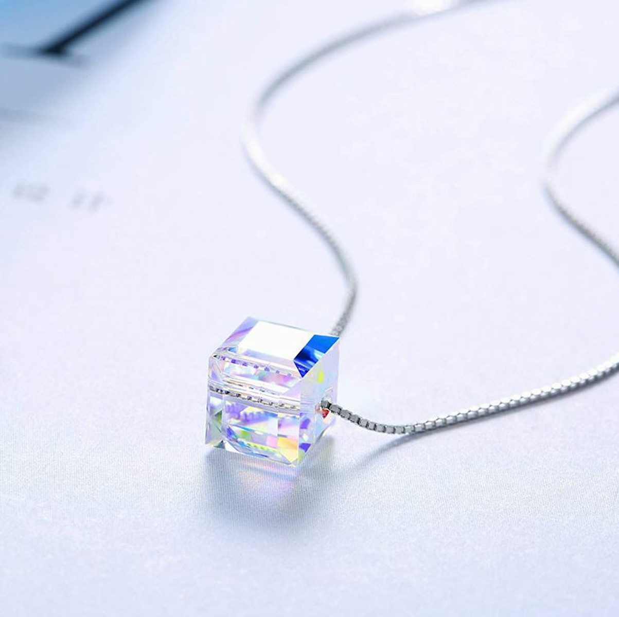 Swarovski® Kare Taşlı 925 Ayar Gümüş Kolye