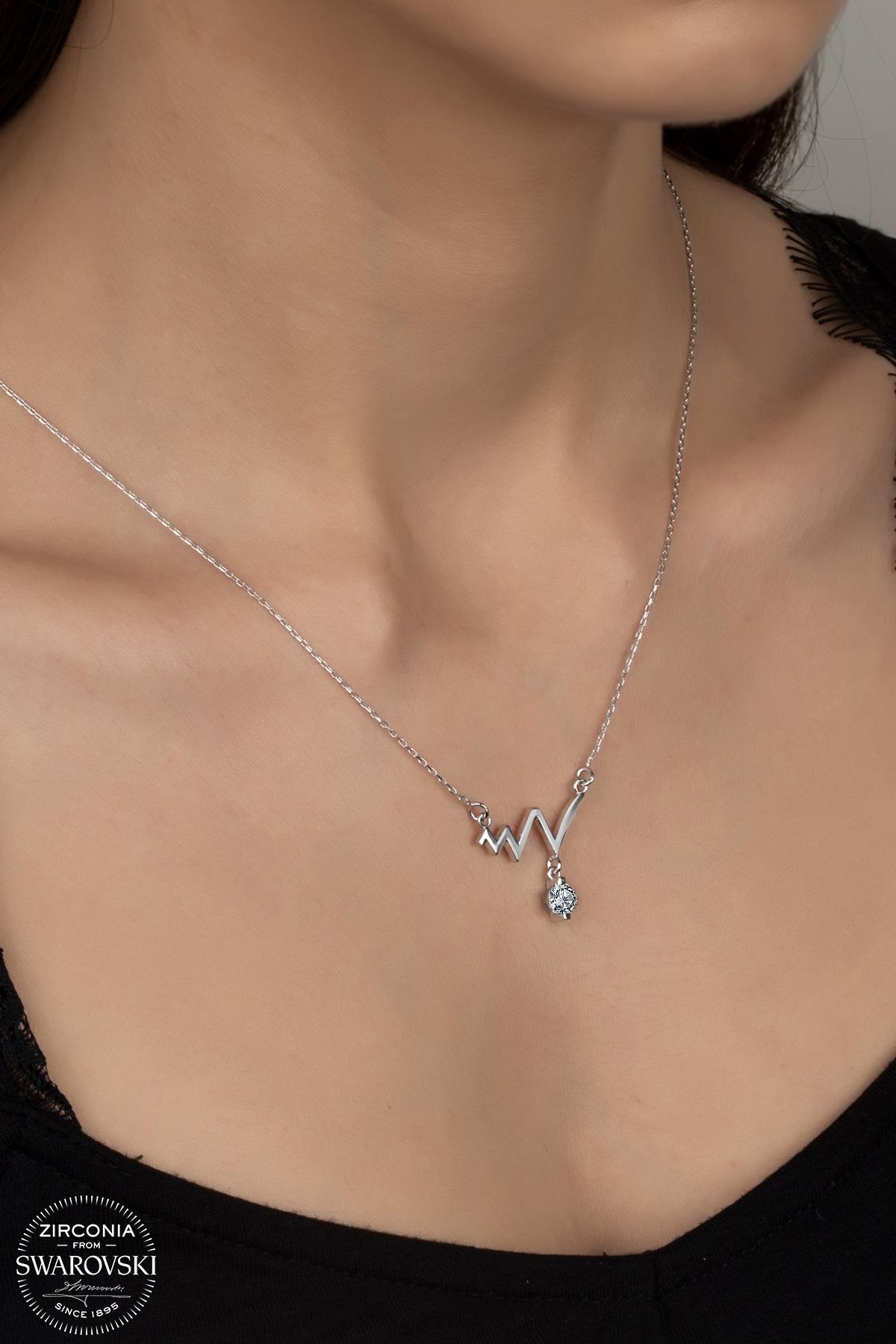 Kutaydan SWR Zirconia 0,66 CT Kalbimin Ritmi Kadın Gümüş Kolye