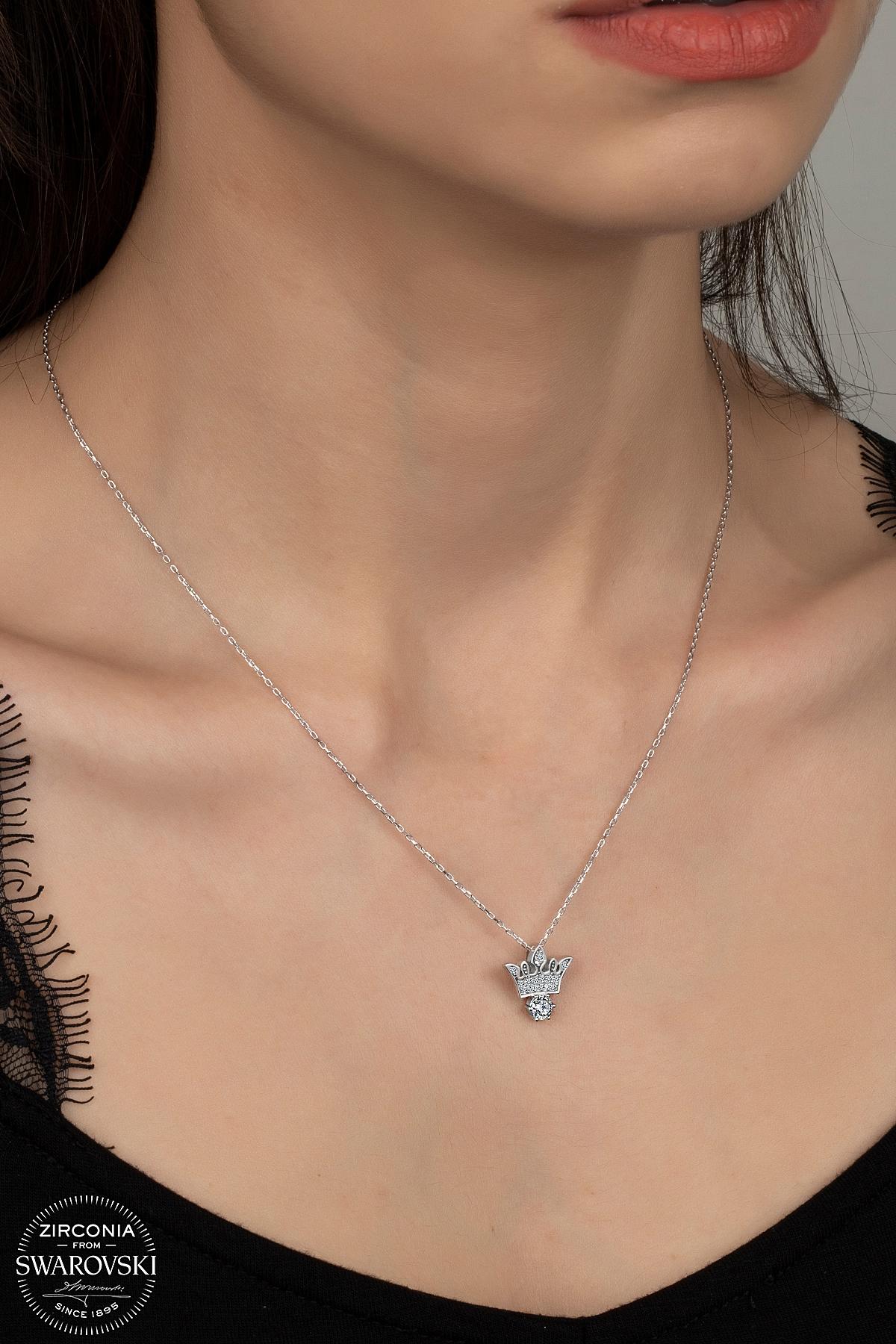Kutaydan SWR Zirconia Taç Figürlü Pırlanta Montür Kadın Gümüş Kolye