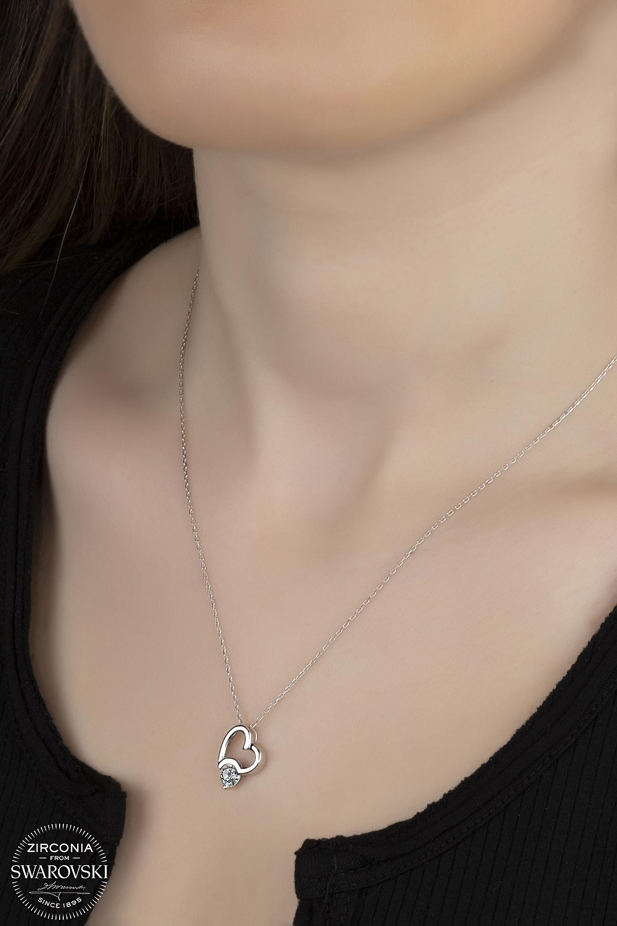 Kutaydan SWR Zirconia 0,50 CT Tek Taş Kalp Kadın Gümüş Kolye